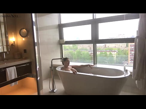 ❤️ Огромна мадама Страстно дрънкане на путката си в банята Супер порно в bg.hentai-menu.ru