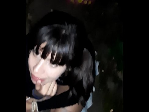 ❤️ Пенисът набъбва на улицата в замяна на бонбон. Супер порно в bg.hentai-menu.ru